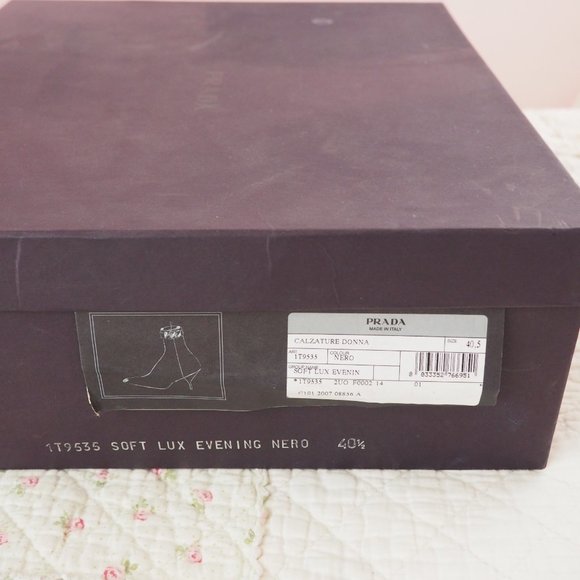 Authentic Prada Black Leather Bootie Heels Side Zip Buckle Detail Size 40.5 - Picture 3 of 5